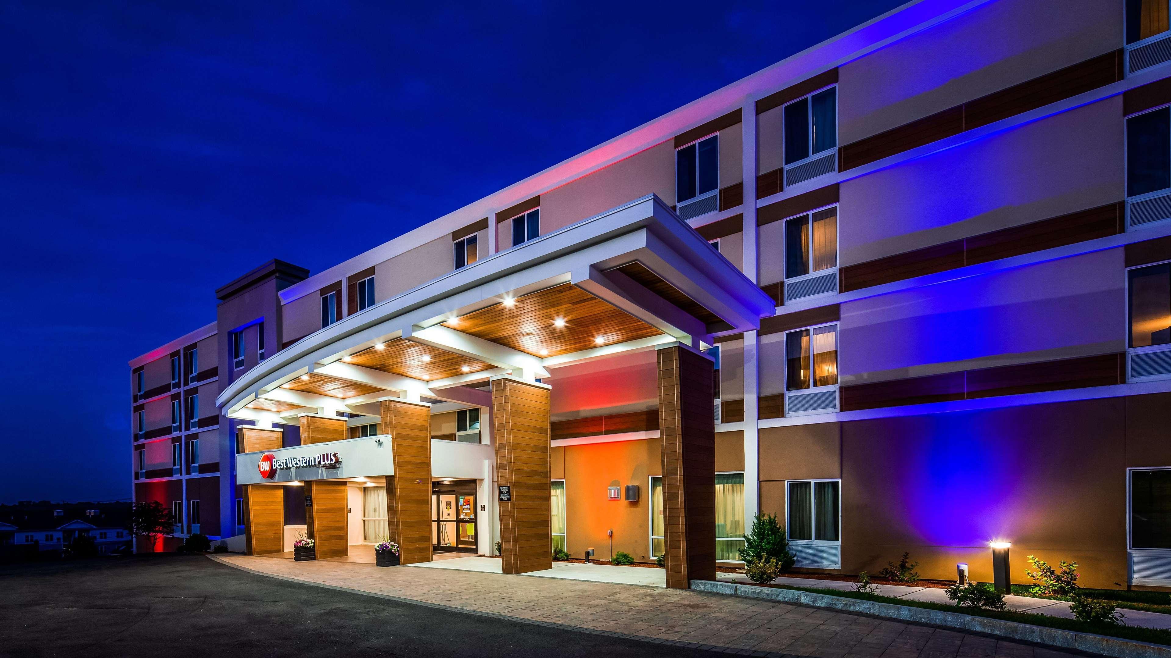 Best Western Plus North Shore Hotel Danvers Exteriör bild