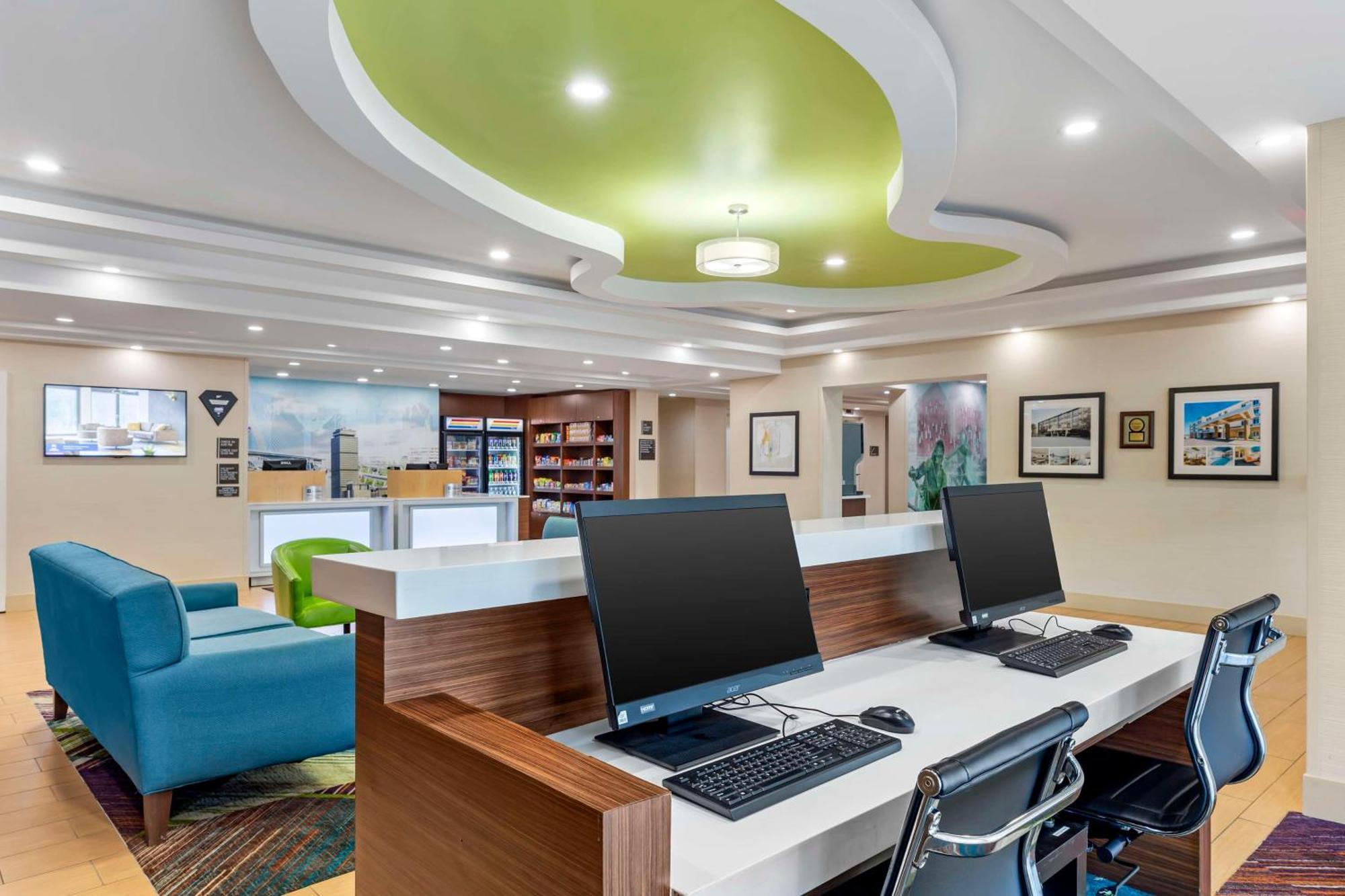 Best Western Plus North Shore Hotel Danvers Exteriör bild