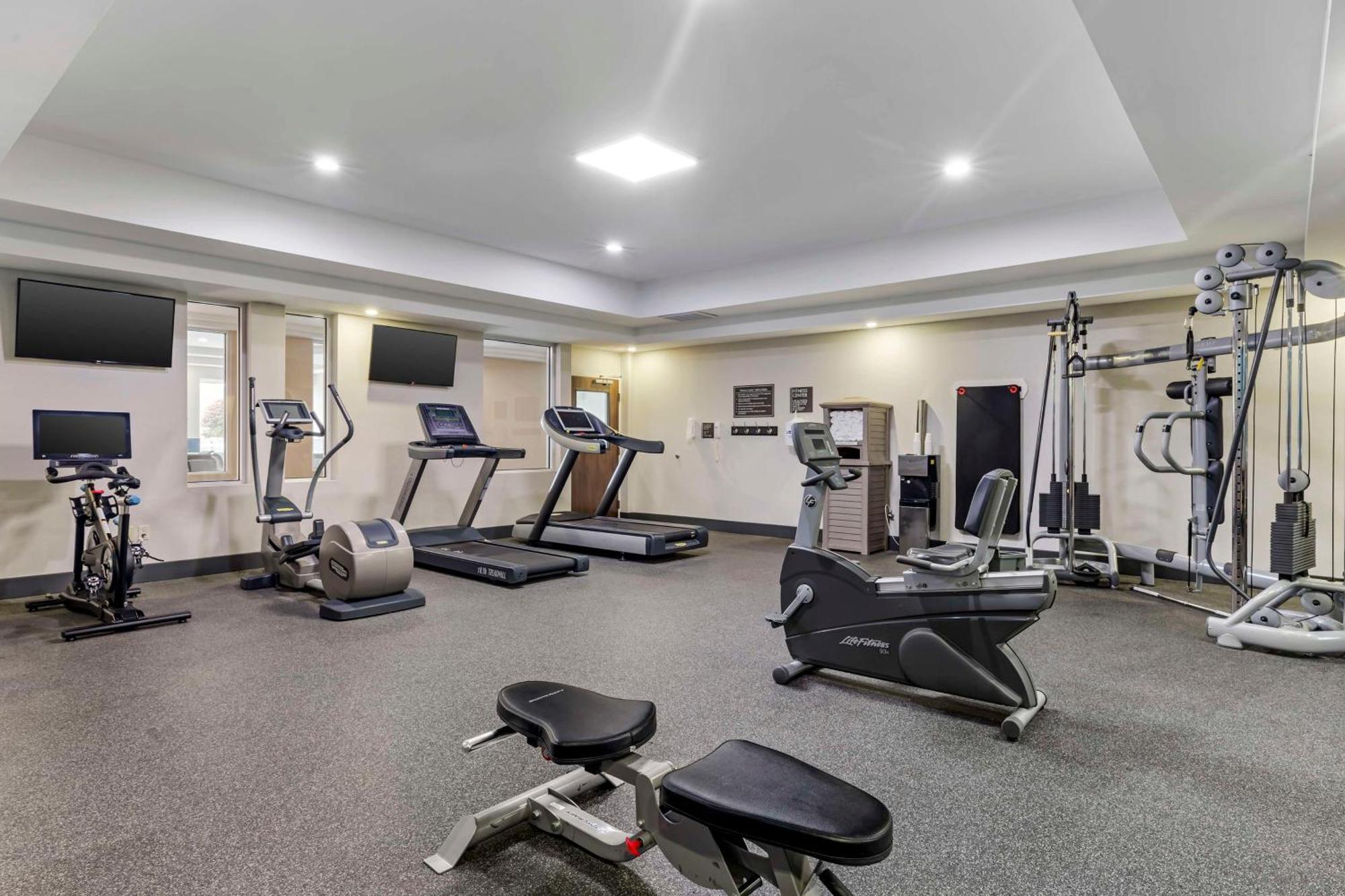 Best Western Plus North Shore Hotel Danvers Exteriör bild