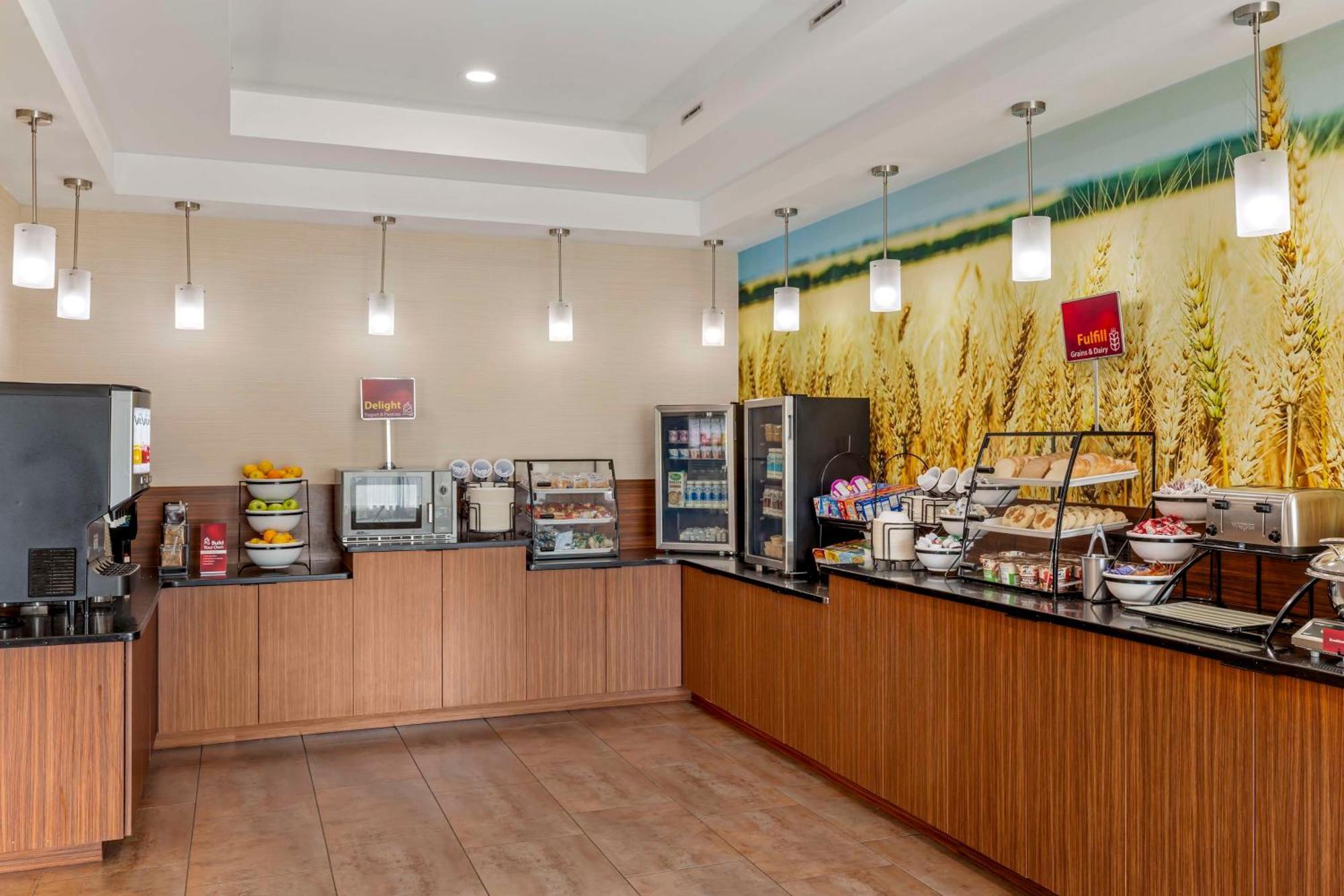 Best Western Plus North Shore Hotel Danvers Exteriör bild