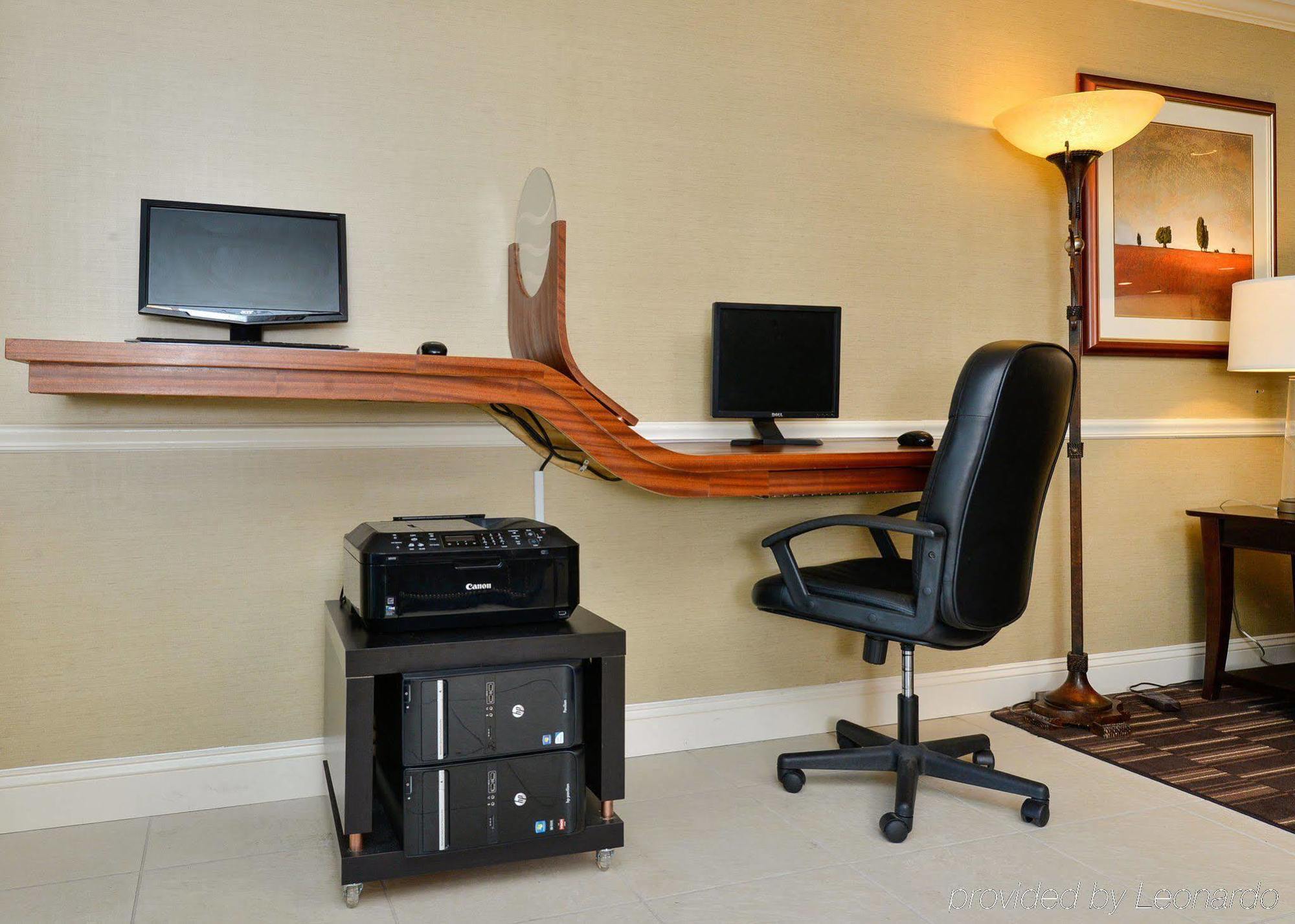 Best Western Plus North Shore Hotel Danvers Exteriör bild